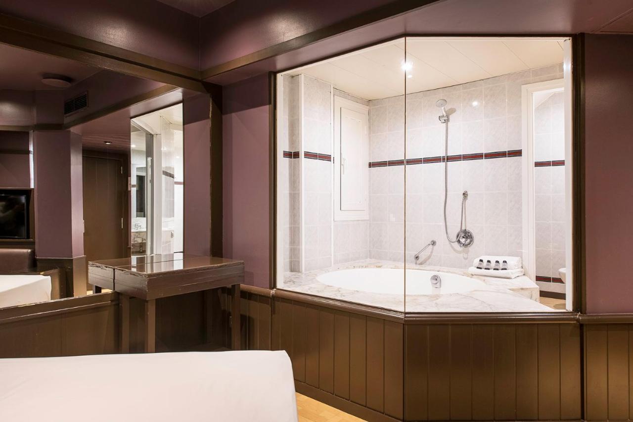 Hotel miłości Punt 14 *